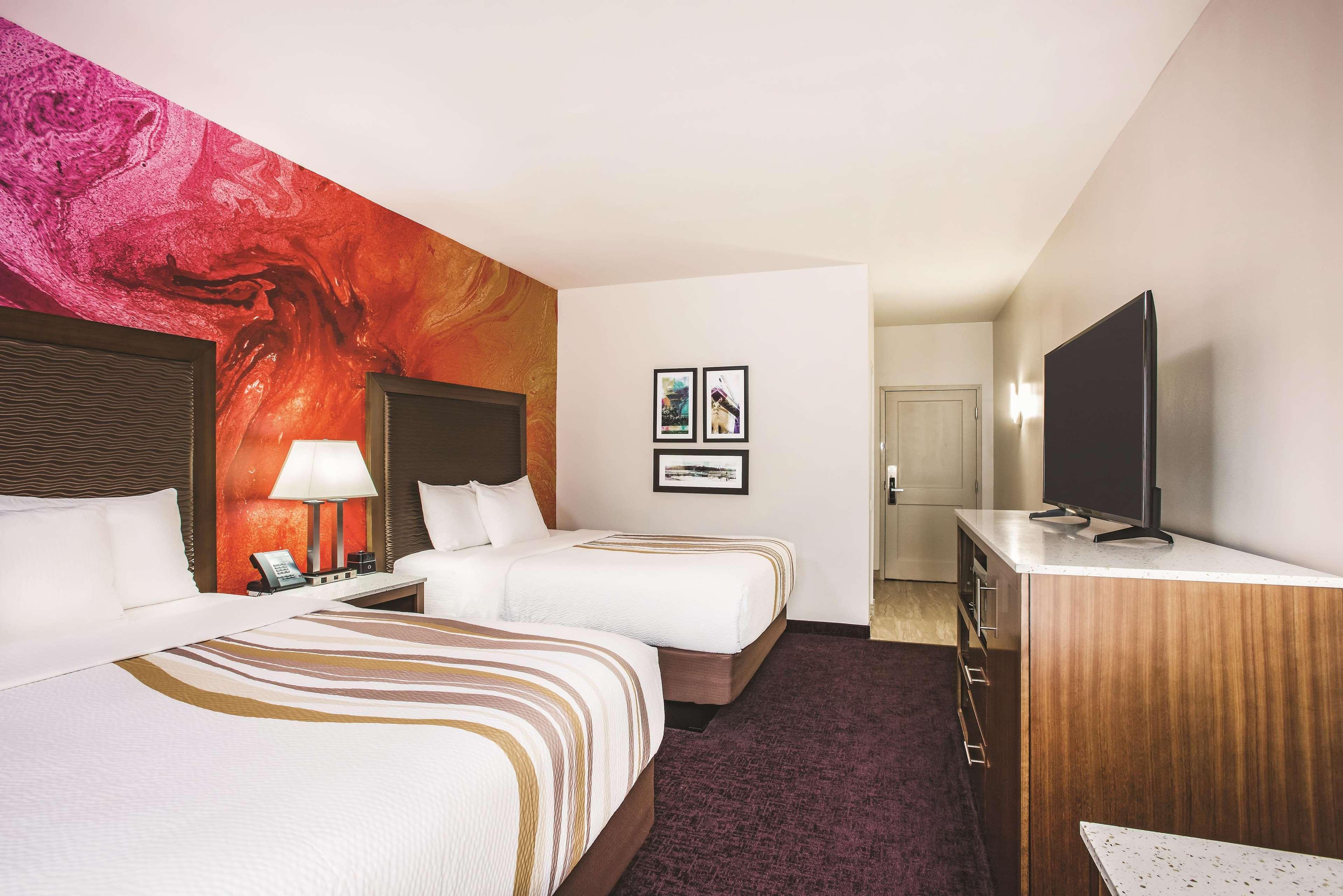 La Quinta By Wyndham Hotel